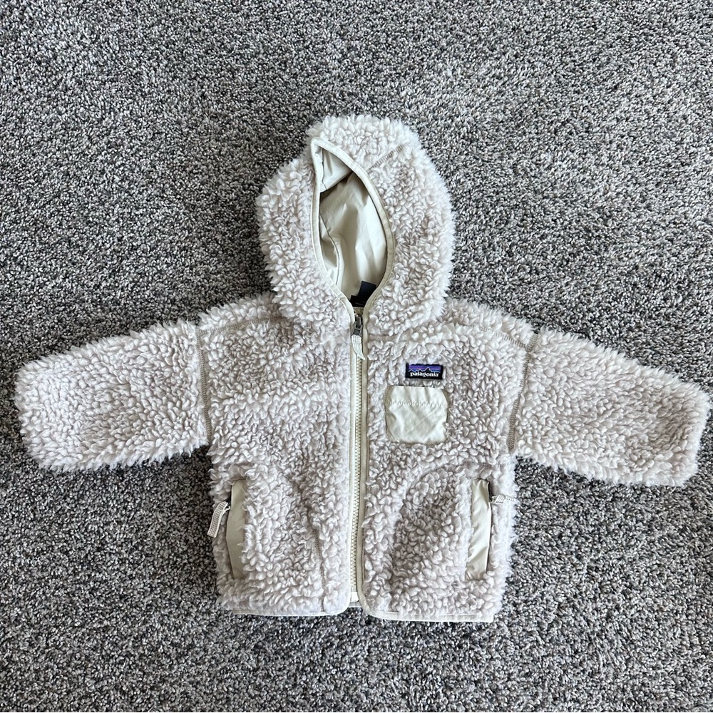 Patagonia baby Retro-X Hoody, size 6-12 months, in new condition